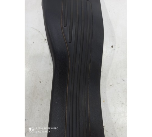 Накладка порога (задняя левая)