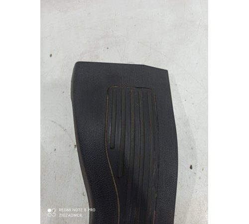 Накладка порога (задняя левая)