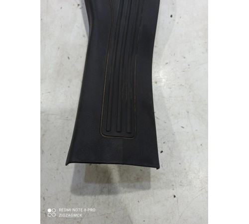 Накладка порога (задняя левая)