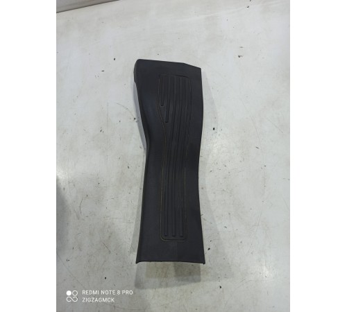 Накладка порога (задняя левая)