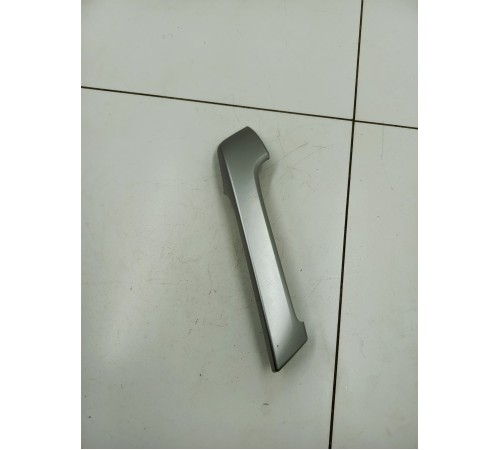 Ручка обшивки двери левая