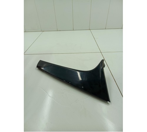 Накладка двери крышки багажника правая