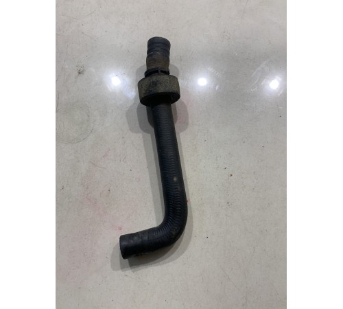 Патрубок системы охлаждения