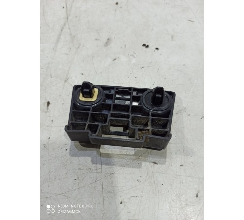 Кронштейн(крепление) заднего бампера правый