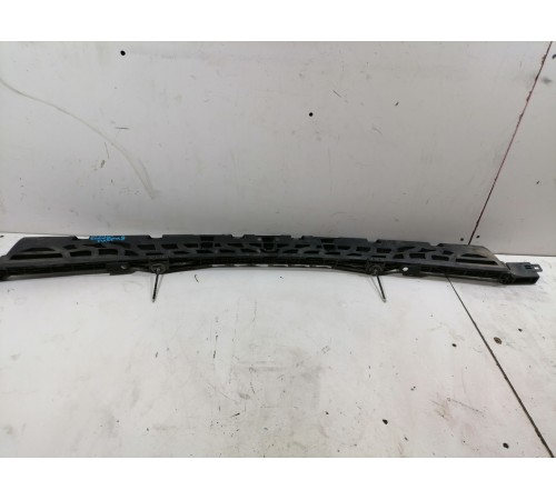 Кронштейн заднего бампера центральный