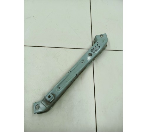 Кронштейн передней панели правый