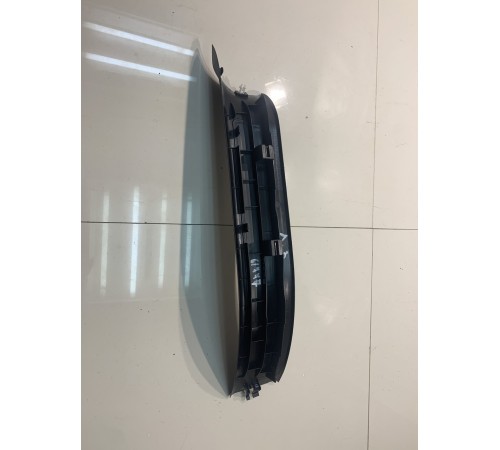 Накладка на порог (задняя левая)