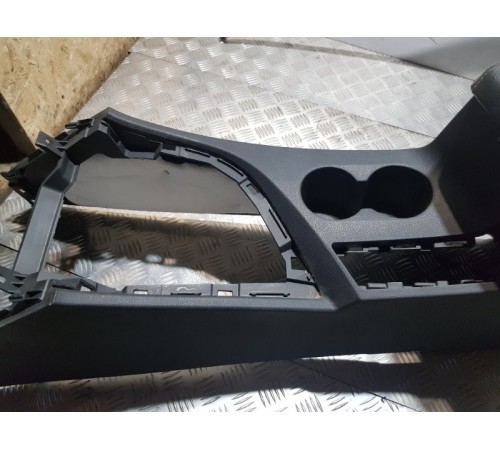 Консоль центральная