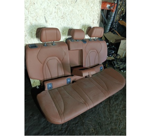 Задний ряд сидений