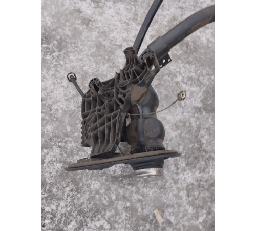 Горловина топливного бака