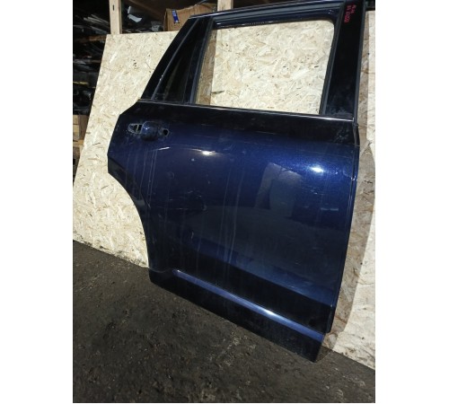 Дверь задняя правая