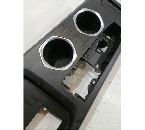 Накладка центральной консоли верхняя