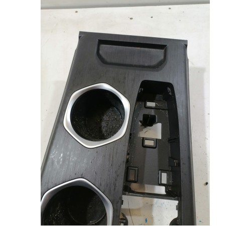 Накладка центральной консоли верхняя