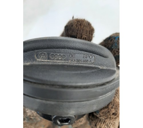 Крышка топливного бака