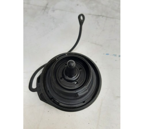 Крышка топливного бака