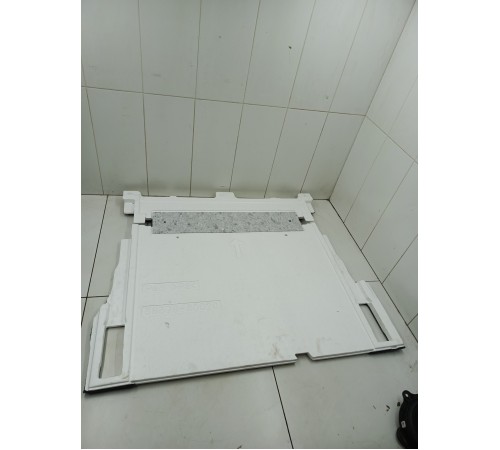 Наполнитель пола багажника