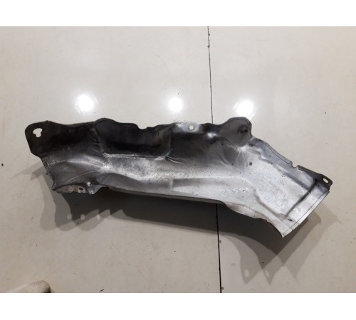 Теплоизоляционный экран катализатора правый