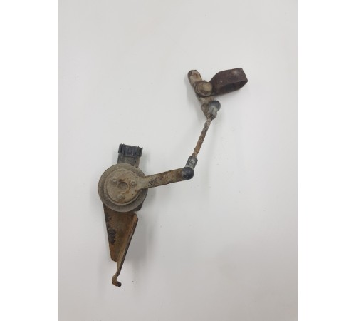 Датчик высоты дорожного просвета задний левый