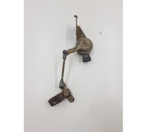 Датчик высоты дорожного просвета задний левый