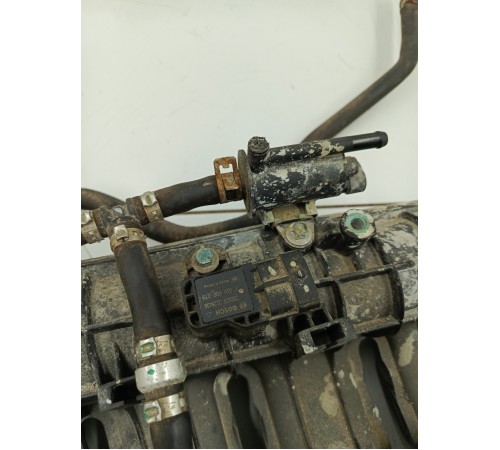 Коллектор впускной