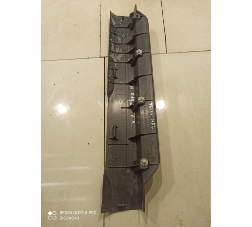 Накладка порога (передняя, левая)