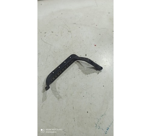 Уплотнитель двери(задний правый)