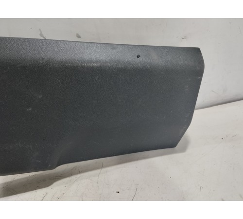 Обшивка центральной стойки левая нижняя