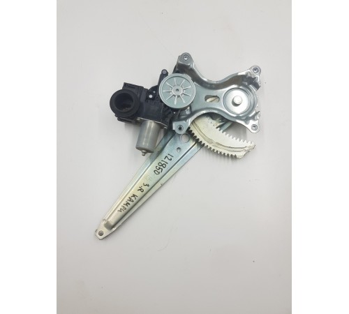 Стеклоподъемник двери задний правый