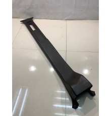 Обшивка центральной стойки (правая)