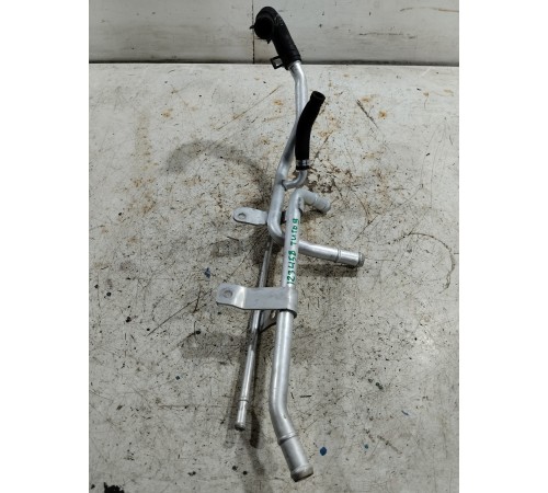 Патрубок системы охлаждения металический