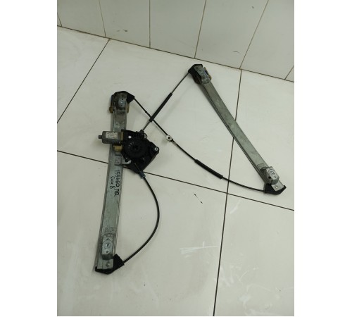 Стеклоподъёмник передний правый