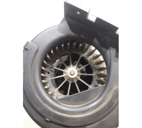 Моторчик отопителя (печки)