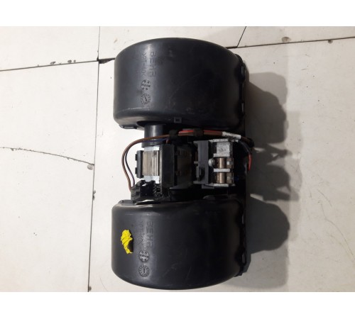 Моторчик отопителя (печки)