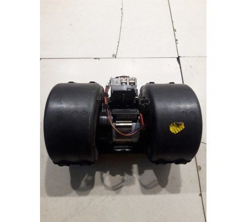 Моторчик отопителя (печки)