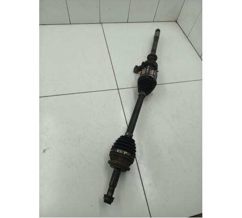 Привод передний правый