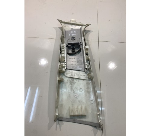 Обшивка центральной стойки (правая верхняя)