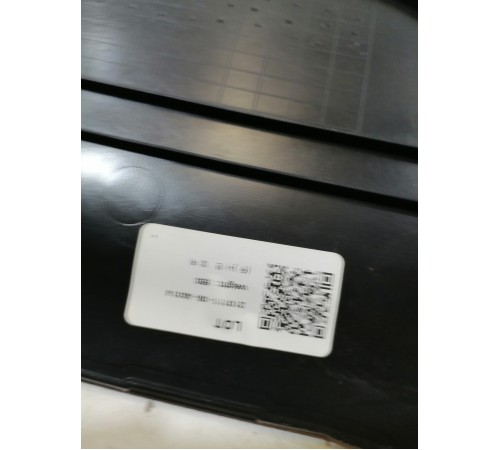 Обшивка центральной стойки левая