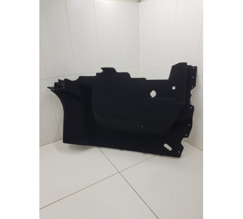 Обшивка багажника правая