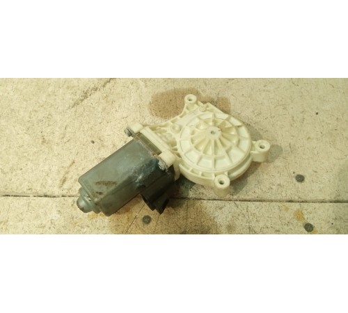 Моторчик стеклоподъемника задний правый