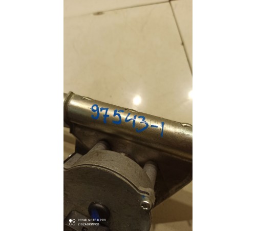 Трапеция стеклоочистителей в сборе с моторчиком