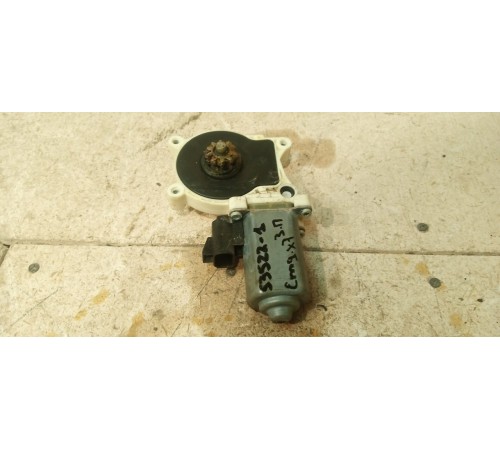 Моторчик стеклоподъемника задний правый