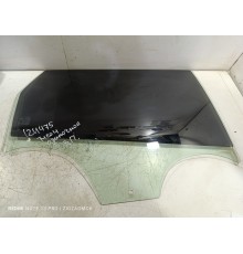 Стекло двери заднее правое