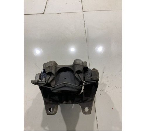 Суппорт(задний правый)