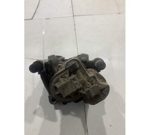 Суппорт(задний правый)