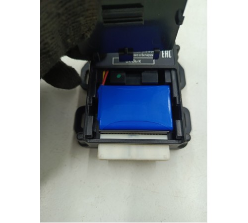 Устройство вызова экстренных служб