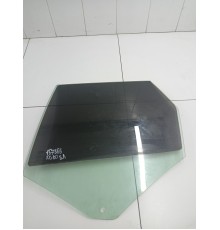 Стекло двери заднее левое
