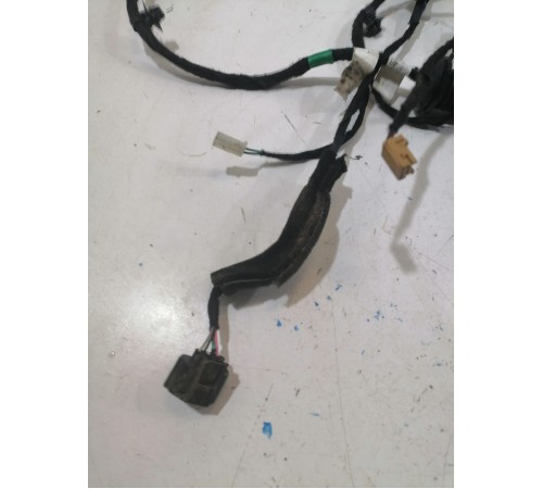 Электропроводка двери задней левой