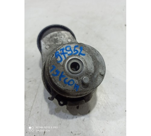 Ролик натяжителя