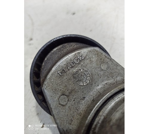 Ролик натяжителя