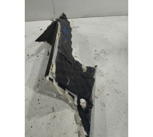 Обшивка стойки левая